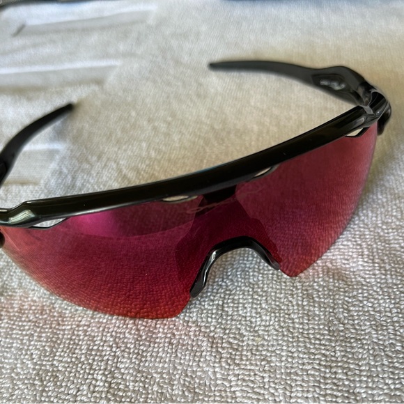 Oakley Rader sunglasses no dustbag - Picture 3 of 5